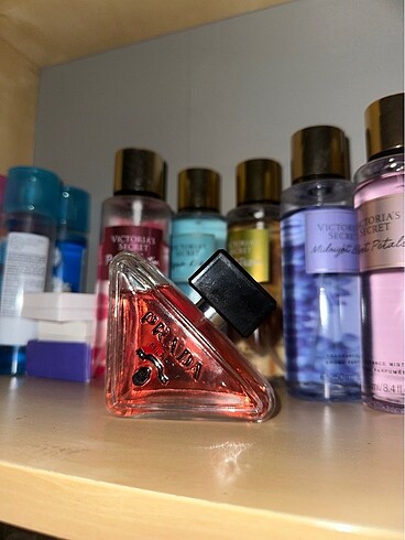 Prada paradoxe parfüm