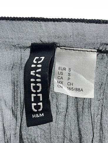 s Beden çeşitli Renk H&M Bluz %70 İndirimli.