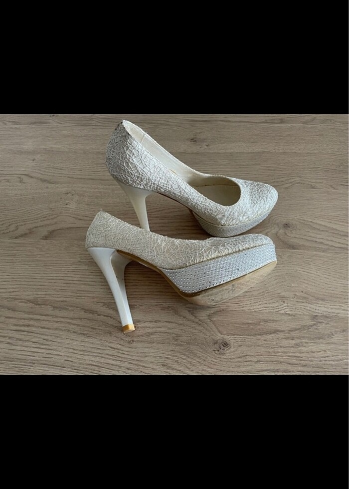 Topuklu ayakkabı - Görsel 3