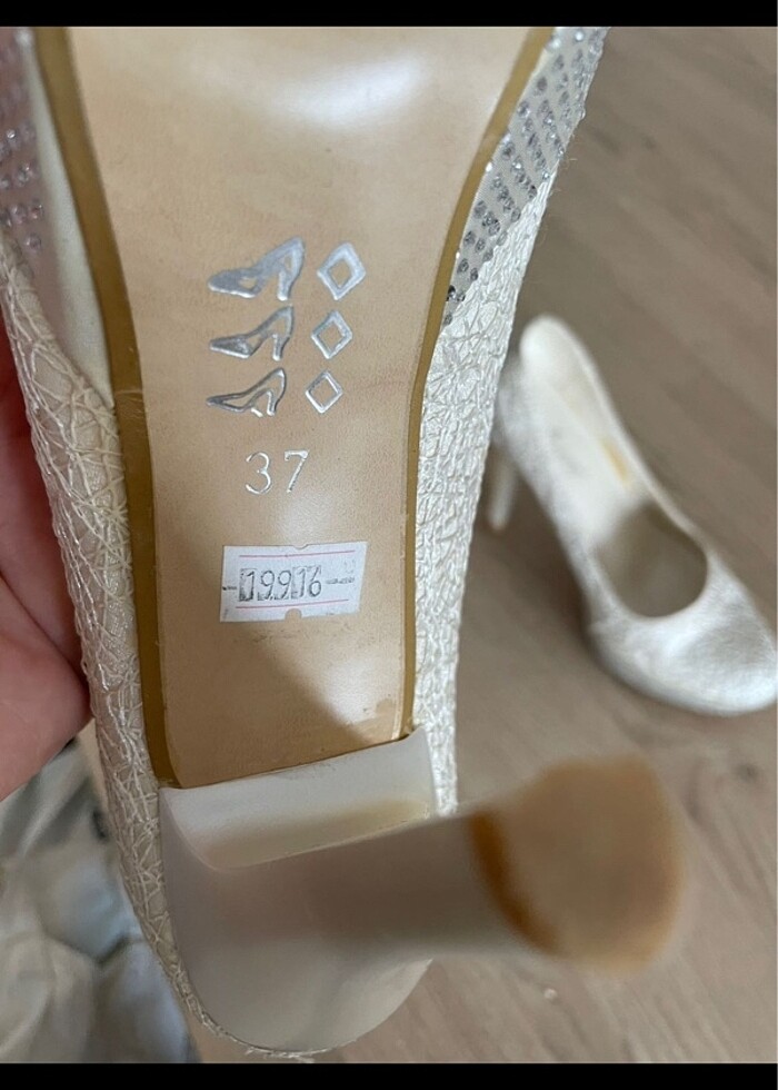 Topuklu ayakkabı - Görsel 5