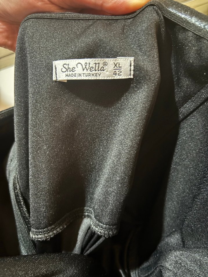 Kadife Kumaş Taş Detaylı Abiye Elbise - Görsel 4