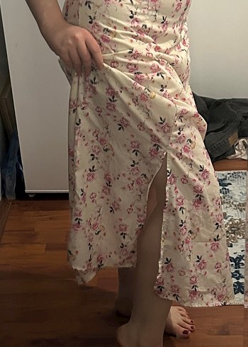 Çiçekli Midi Elbise - Görsel 3