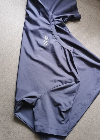 H&m kadın sport fit tshirt - Görsel 3