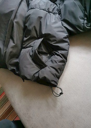 Stradivarius kısa şişme mont - Görsel 9