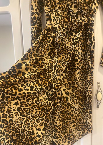 Leopar Desenli Uzun Kollu Kadın Elbise - Görsel 2