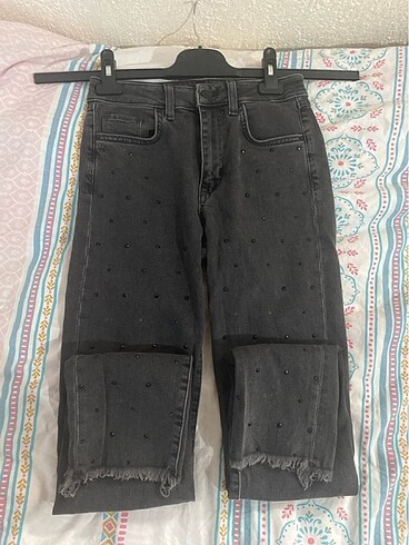 26 Beden Taşlı pantolon