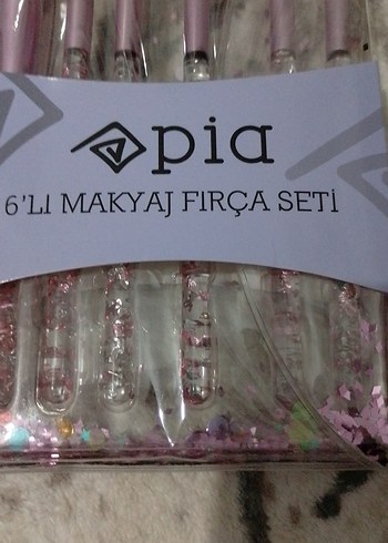 Diğer 6'lı Pembe Makyaj Fırça Seti