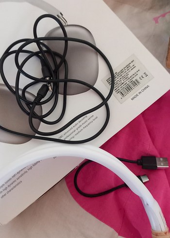 Pastel Beyaz Kulaküstü Kulaklık - Görsel 3