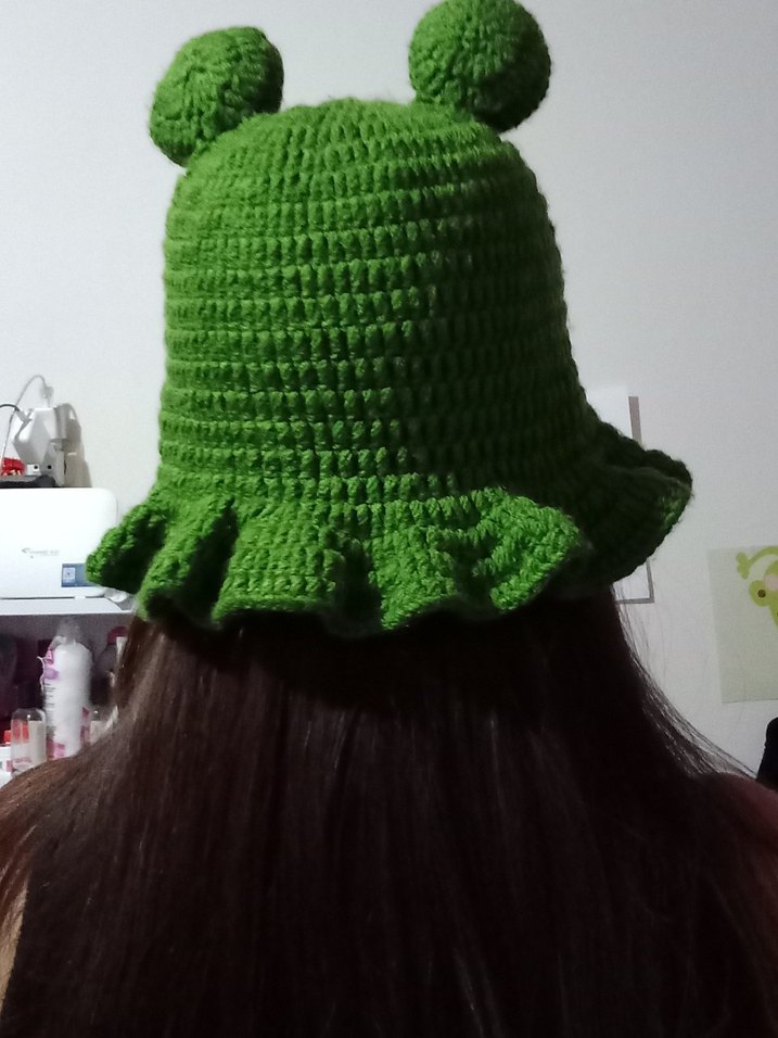 Yeşil Örgü Kurbağa Desenli Kadın Şapka - Görsel 2