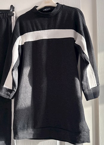 Gri Şeritli Siyah Kadın Eşofman Takımı - Görsel 4