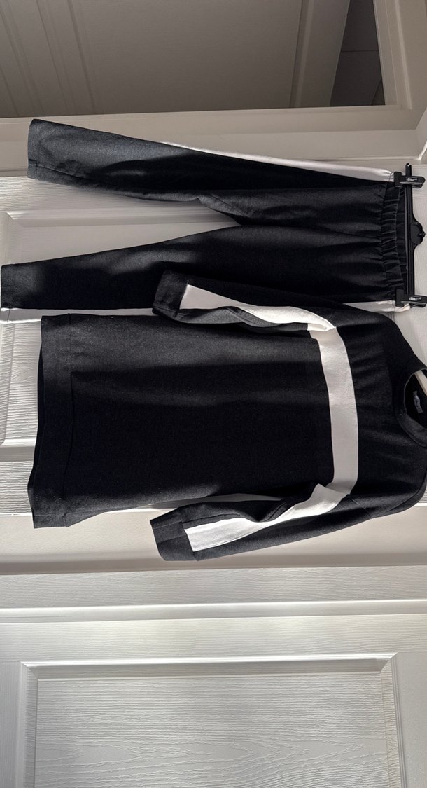 Gri Şeritli Siyah Kadın Eşofman Takımı - Görsel 2