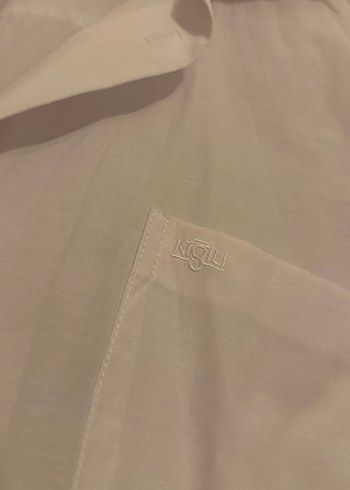Düğmeli Beyaz Keten Erkek Gömlek kigılı marka - Görsel 3