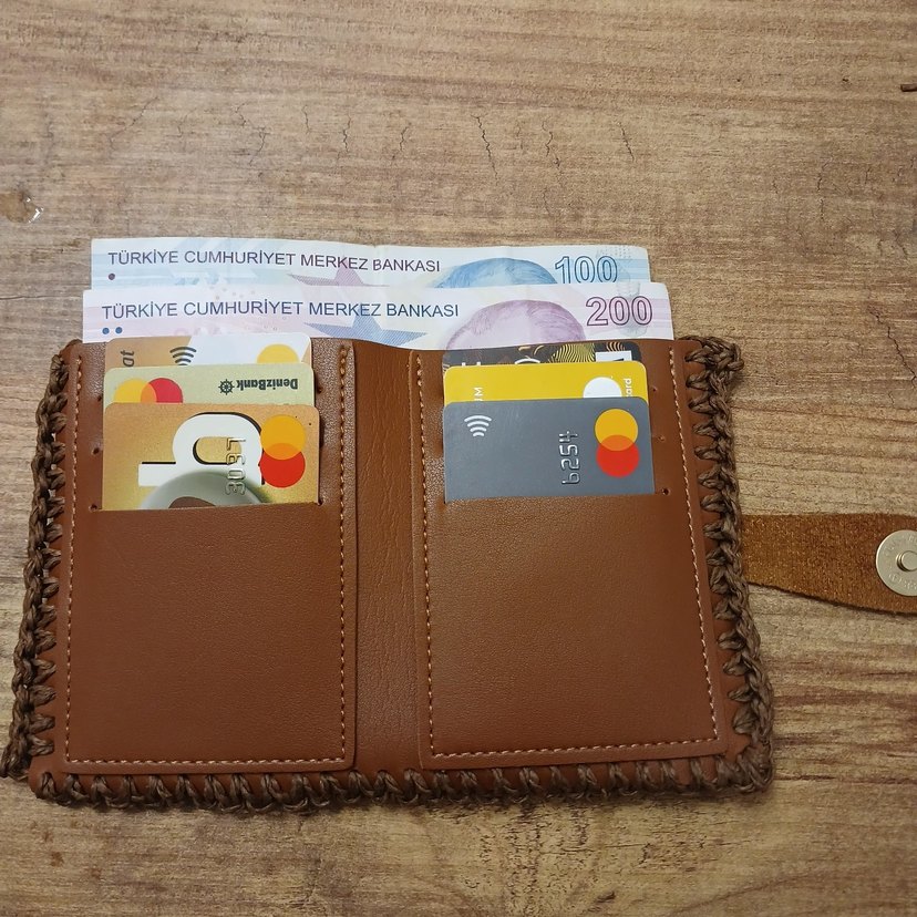 Örgü Kahverengi kadın cuzdan. Deri kartlikli. citcit kilitli. - Görsel 2