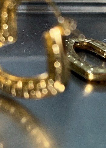 Altın Renkli Kalp Küpe - Görsel 3