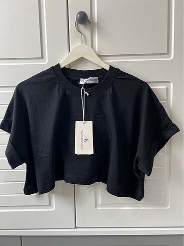 Calvin Klein Crop Tişört