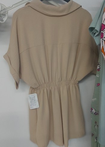 Düğmeli Bej Kadın Mini Tulum - Görsel 2