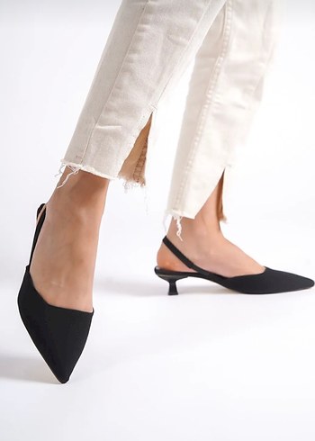 Kadın Siyah Sivri Burun Stiletto