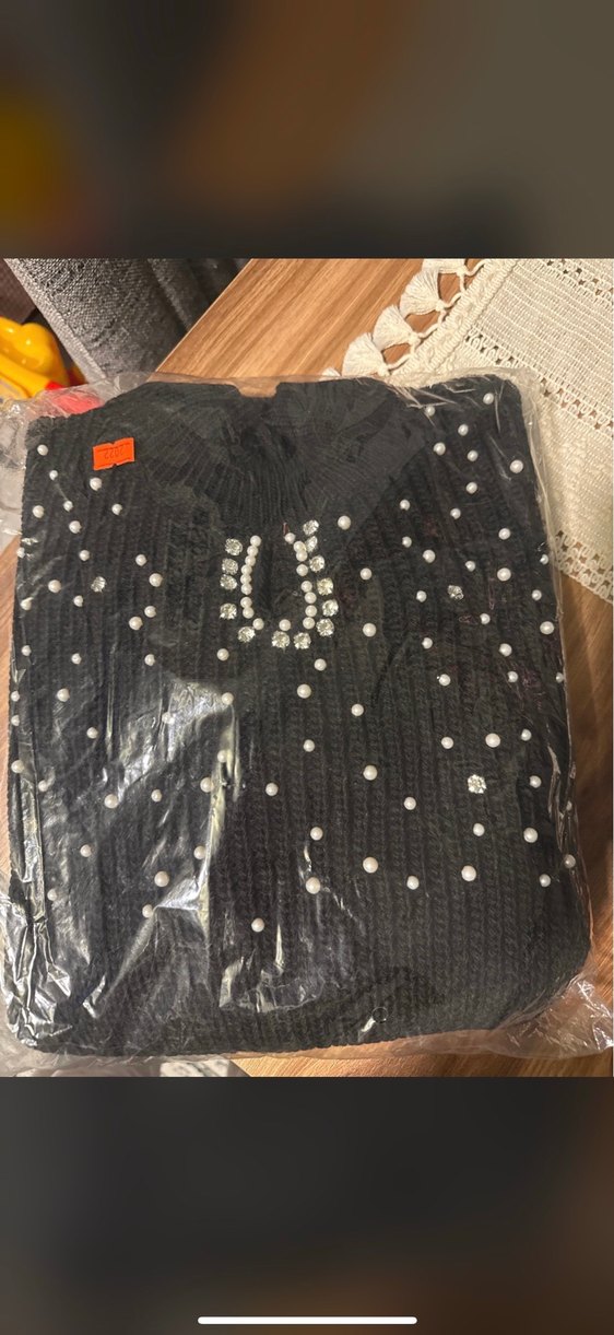 Trendyolmilla Taş Ve İnci Detaylı Triko Kazak - Görsel 3