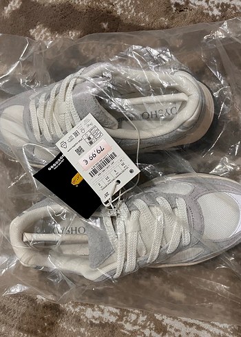 Oysho Beyaz Gri Kadın Spor Ayakkabı Vibram