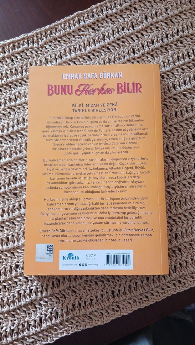 Bunu Herkes Bilir - Emrah Safa Gürkan - Görsel 2