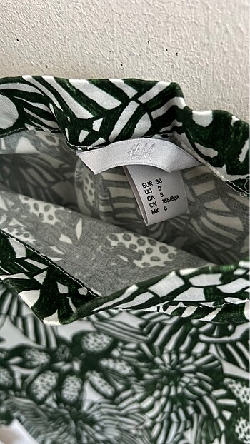 H&M madonna yaka elbise
