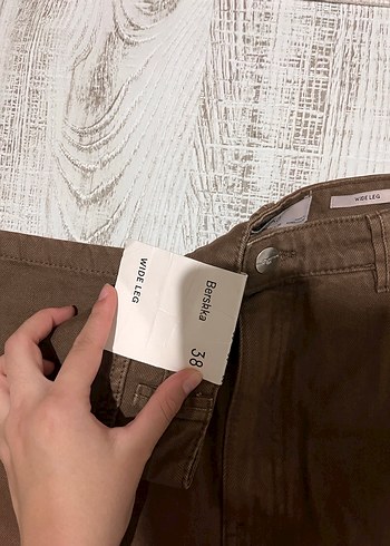 Bershka Kadın Kahverengi Süet Geniş Paça Pantolon
