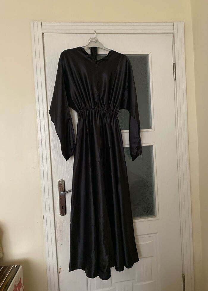 Saten elbise - Görsel 2