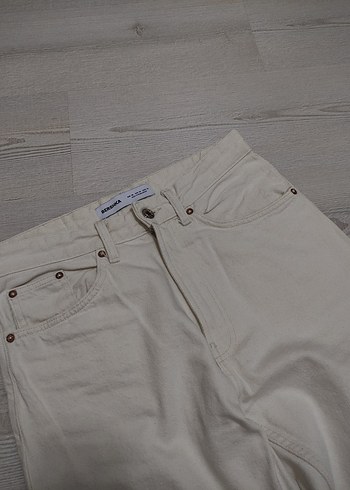 38 Beden Bershka Erkek 90s Straight Fit Kalıp Kot Pantolon