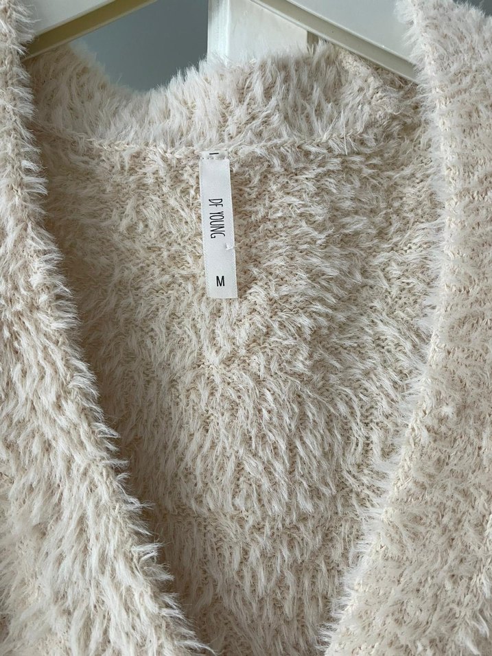 Bej Kadın Hırka - Görsel 2