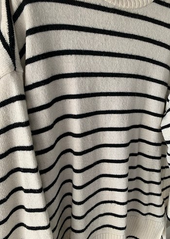 Kadriye Baştürk Çizgili Triko Kazak - Görsel 3