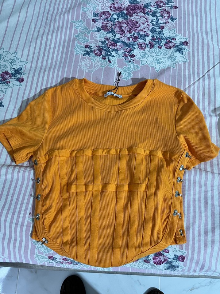 Tişört hiç giyilmedi - Görsel 4