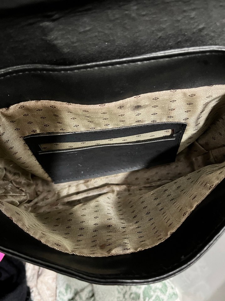 Siyah Deri Tokalı Kadın Omuz Çantası - Görsel 2