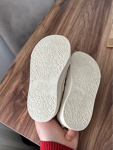 23 Beden Zara kız çocuk ayakkabı