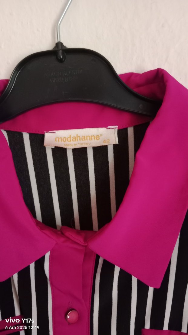 Pembe Detaylı Çizgili Tunik - Görsel 4