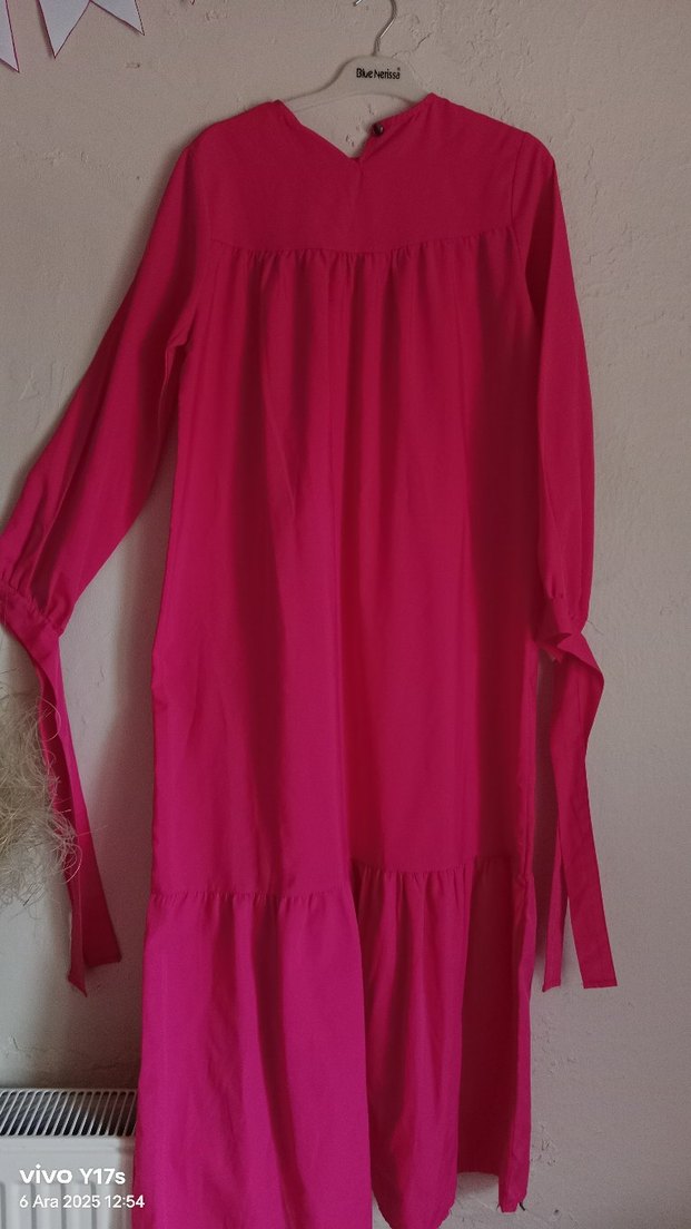 Pembe Uzun Fırfırlı Salaş Elbise - Görsel 3