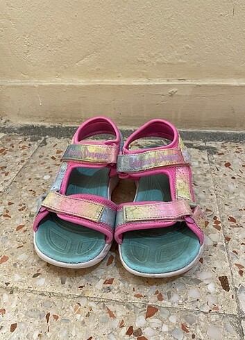 32 Beden pembe Renk Kız çocuk sandalet
