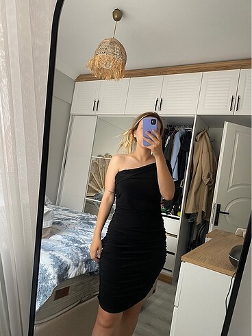 Siyah elbise