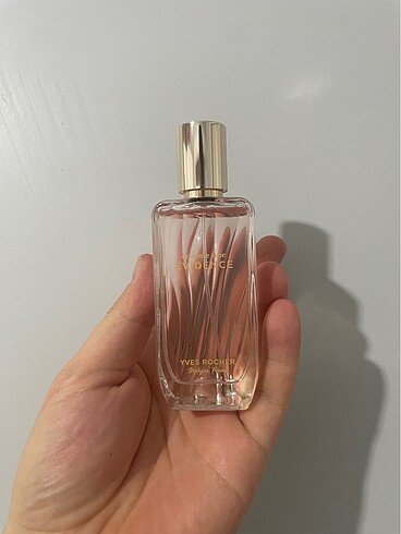  Beden Renk Yves Rocher Evidence 50ml Edp. Yarı fiyatına