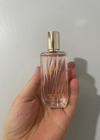 Yves Rocher Yves Rocher Evidence Kadın Parfümü 50 ml
