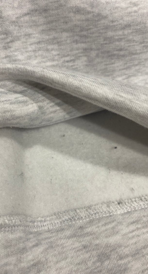 Gri Fermuarlı Erkek - Görsel 2