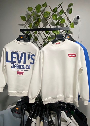 Levis l