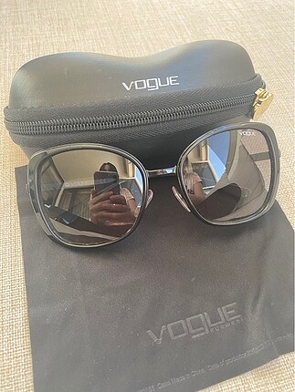 Vogue Güneş Gözlüğü