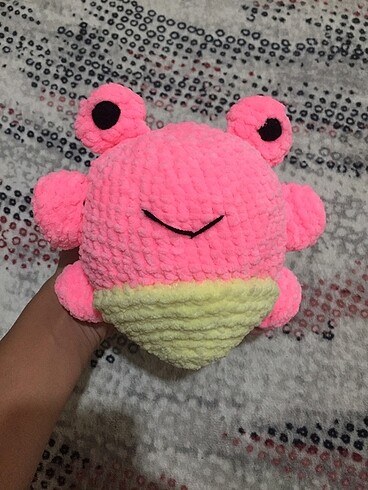 Diğer pembe peluş kurbağa amigurumi