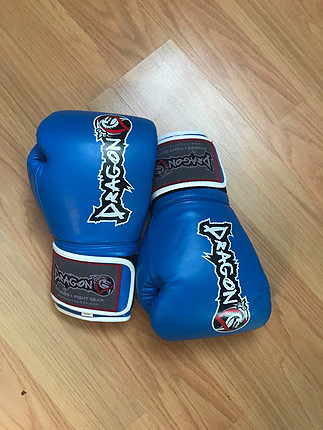 Kick boks eldiveni