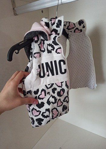 Kız Çocuk Kapüşonlu Kürklü Pembe Yelek - Görsel 4