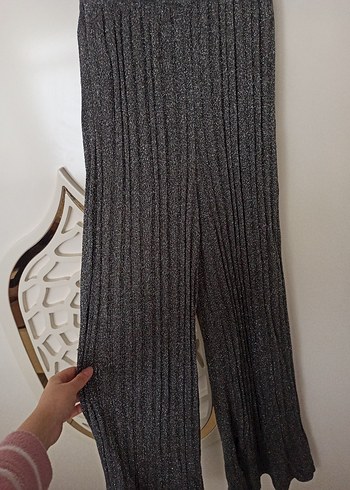 Pileli tulum v yaka İspanyol paça - Görsel 3