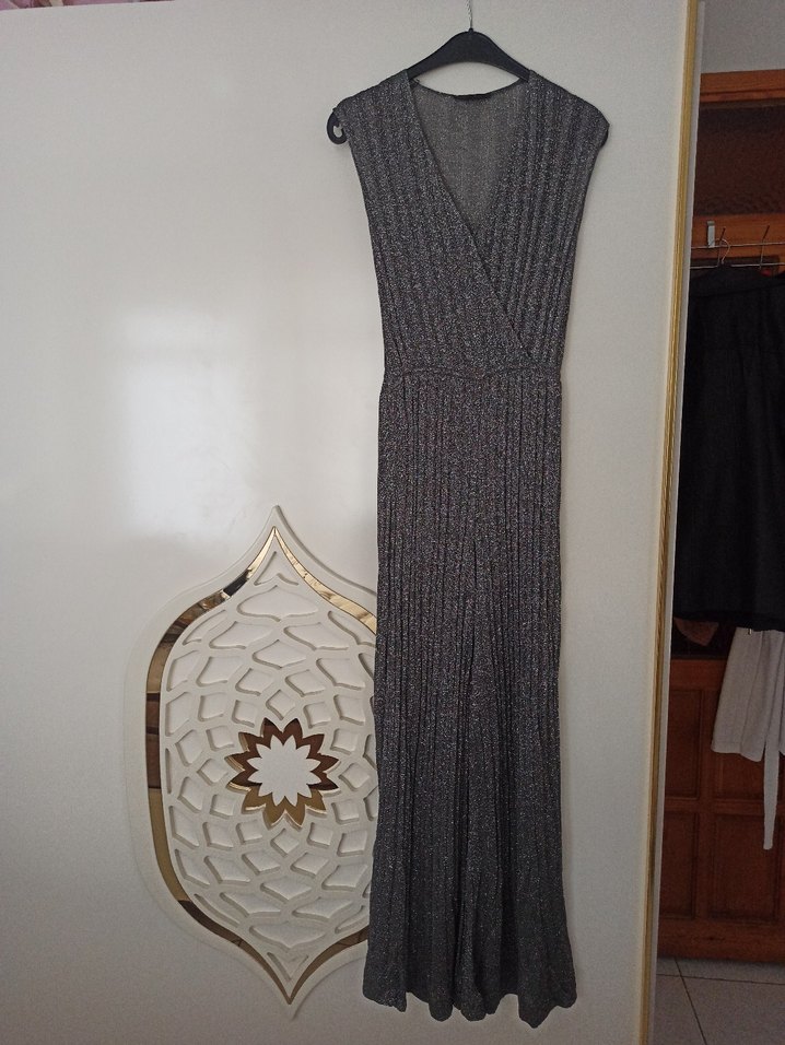 Pileli tulum v yaka İspanyol paça - Görsel 4