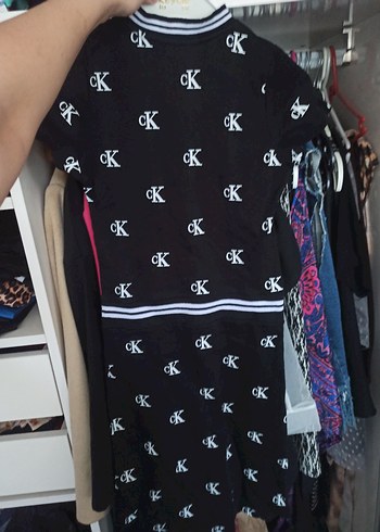 Calvin Klein Kısa Kollu Siyah Baskılı Midi Elbise