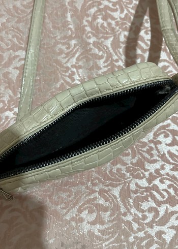 Krem rengi Yılan Derisi Desenli Deri Kadın Çanta - Görsel 4