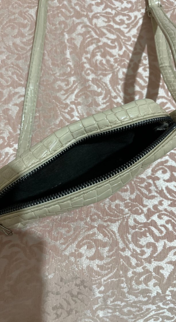 Krem rengi Yılan Derisi Desenli Deri Kadın Çanta - Görsel 4